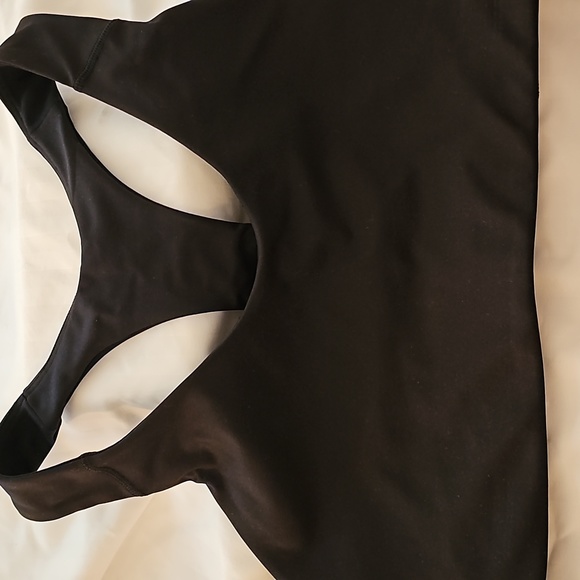 Old Navy Other - NWT -Old Navy sports bra